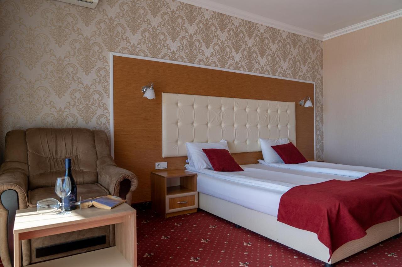 Hotel Paradise Огняново Экстерьер фото